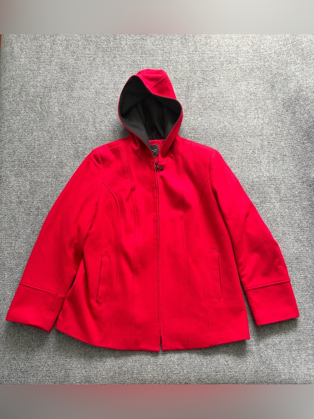 Vintage Braetan Womens XL Red Wool Blend Hooded Coat Quilted Lined Full Zip